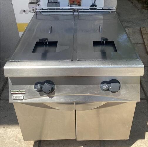 Φριτέζα Αερίου Διπλή Επιδαπέδια 10+10Lt ZANUSSI Μεταχειρισμένη